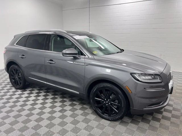 Used 2023 Gray Lincoln Reserve image 4