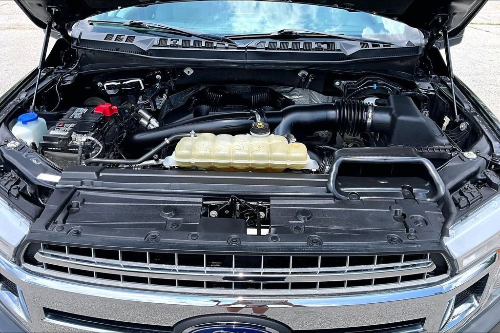 Used 2019 Gray Ford XLT image 13