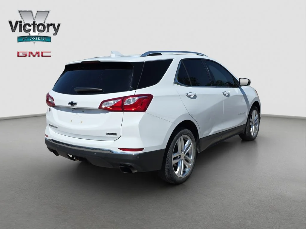 Used 2018 White Chevrolet Premier image 17
