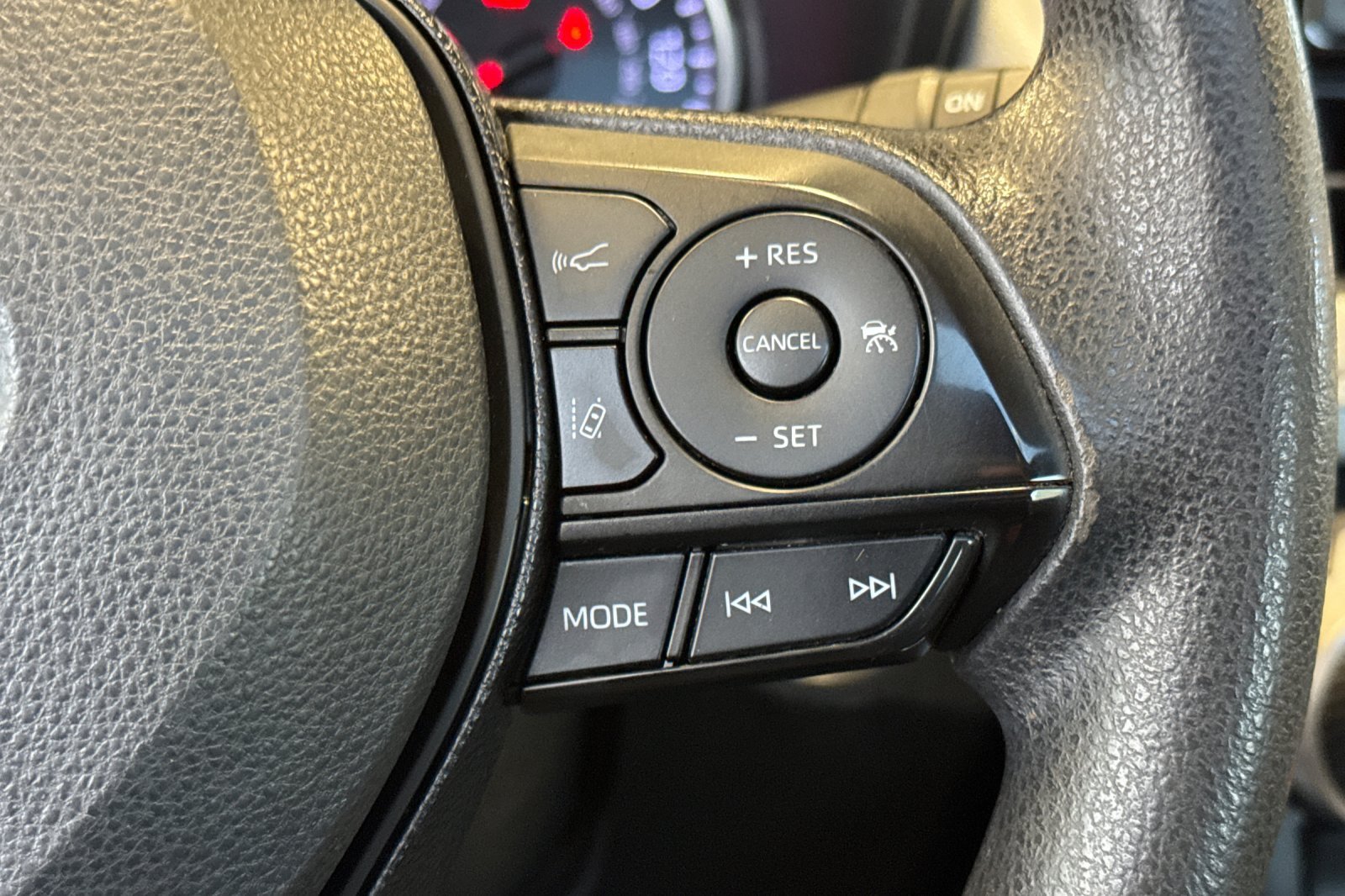 Certified Used 2019 White Toyota XLE image 32