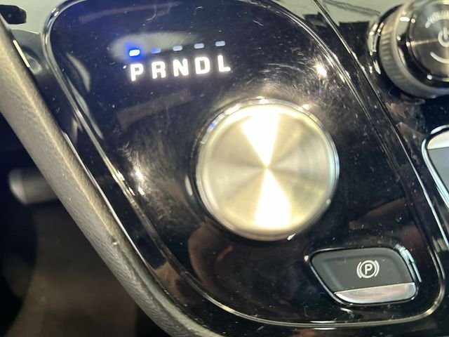 Used 2018 Brown Chrysler Touring Plus image 23