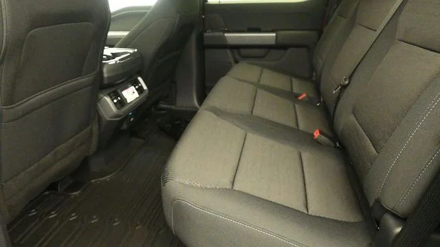 New 2026 Ruby Red Metallic Tinted Clearcoat Ford XLT image 10
