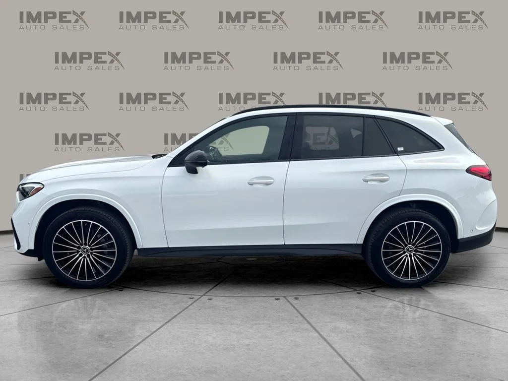 Used 2024 White Mercedes-Benz GLC 300 image 2