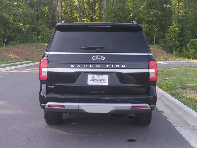 Used 2023 Black Ford XLT image 12