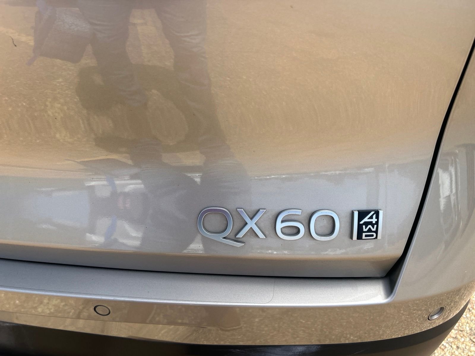 Used 2026 Silver INFINITI LUXE image 33