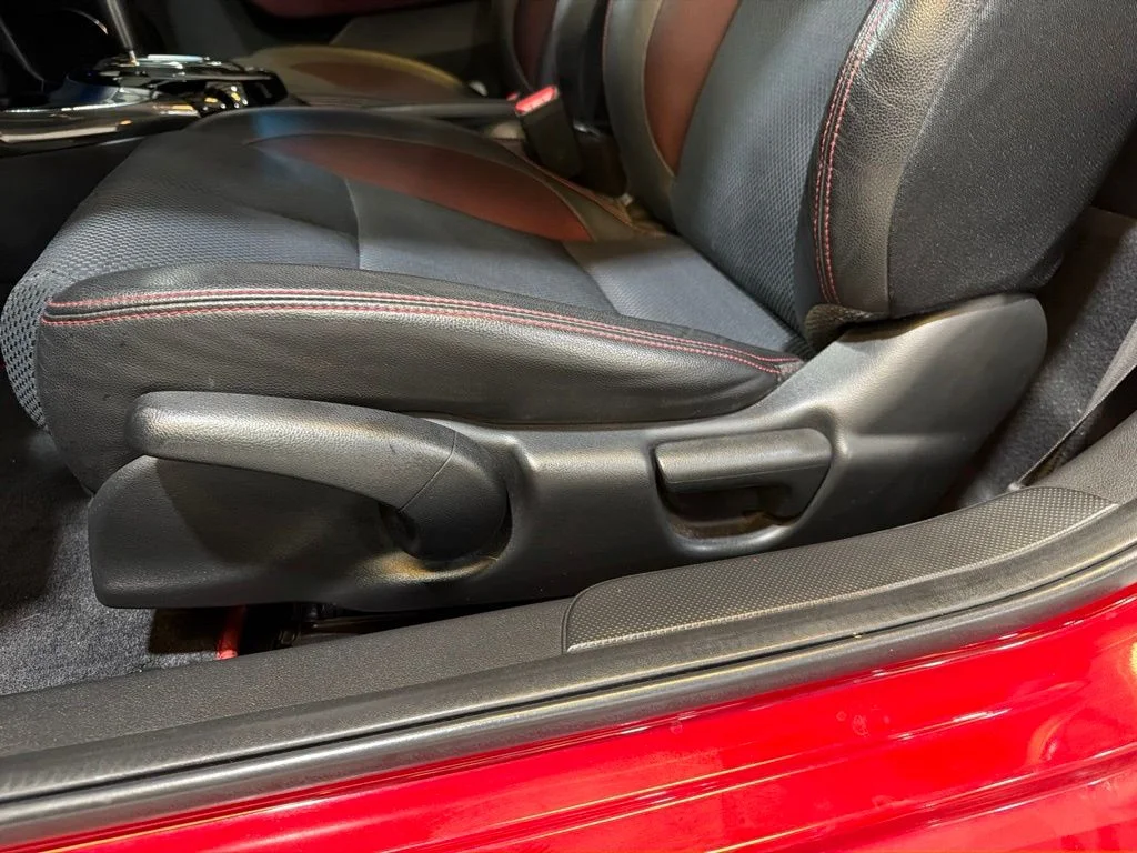 Used 2014 Red Honda EX image 22