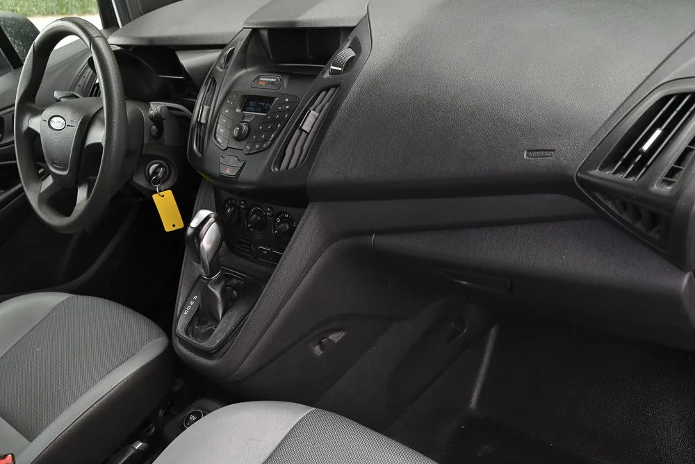 Used 2018 White Ford XL image 18