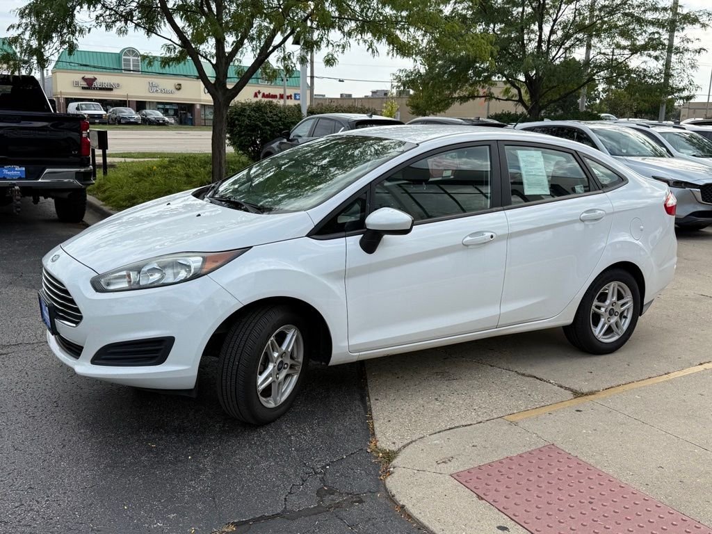 Used 2019 White Ford SE image 3