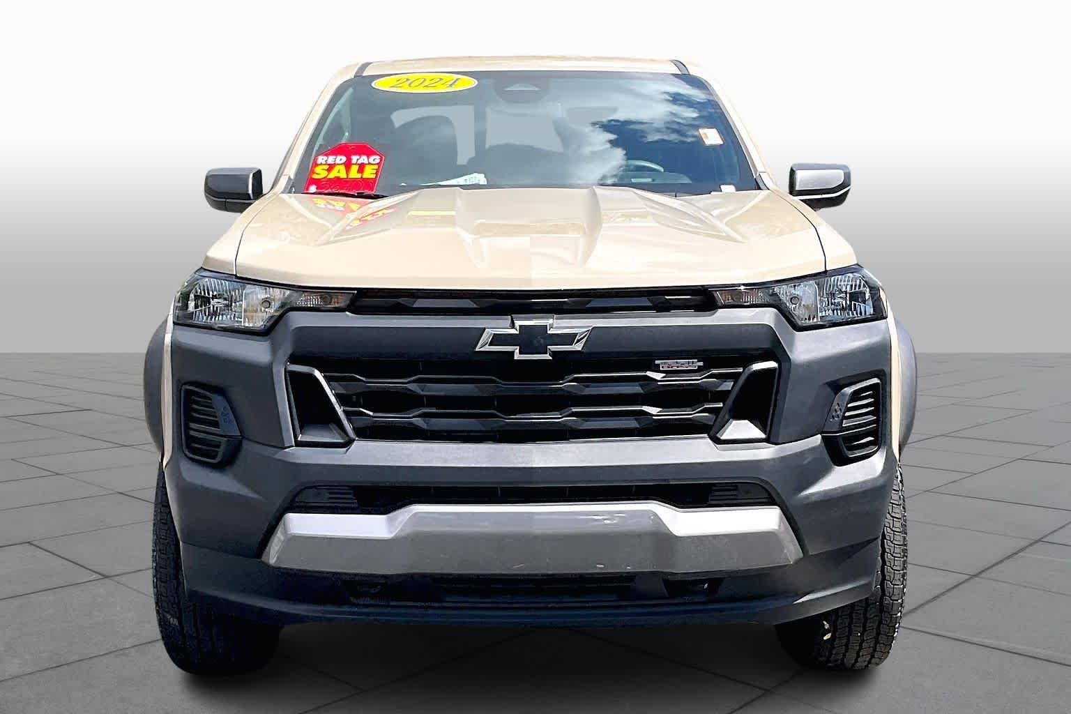 Used 2024 Sand Dune Metallic Chevrolet 4WD Trail Boss image 4