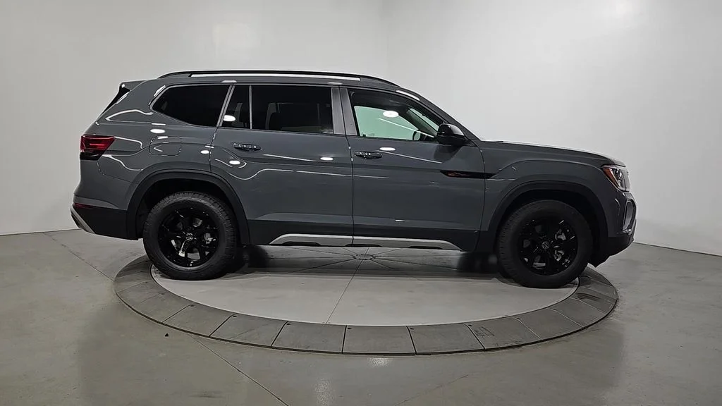New 2026 Gray Volkswagen 2.0T Peak Edition image 6