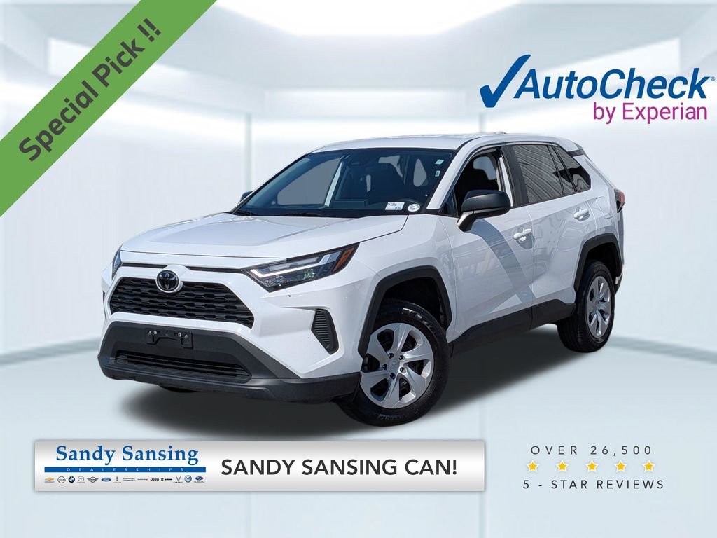 2024 Toyota RAV4 LE AWD's photo