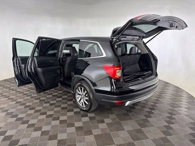 Used 2021 Black Honda EX-L image 18