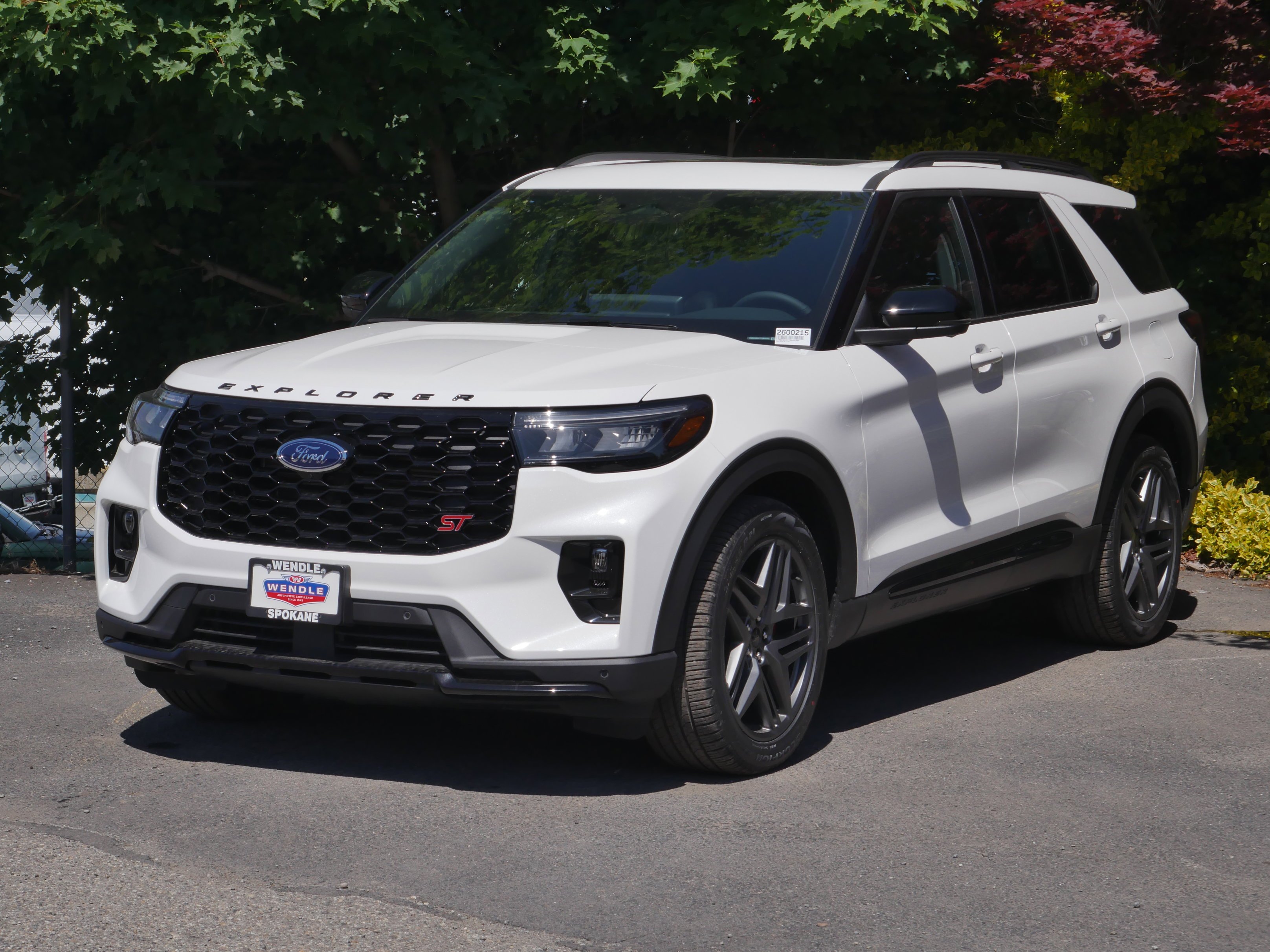 New 2026 Star White Metallic Tri-Coat Ford ST image 2