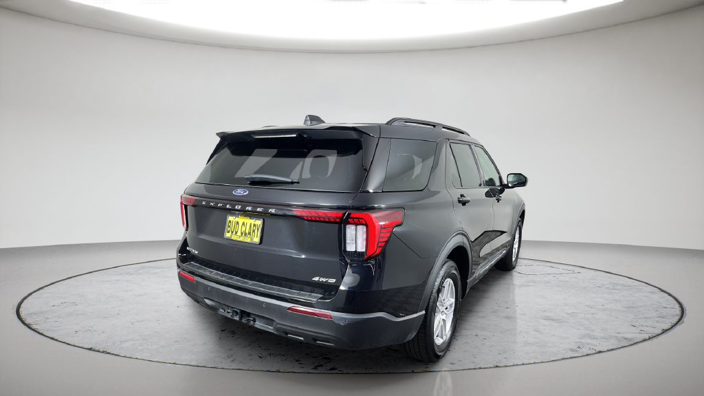 2025 Ford Explorer Active - Photo 9
