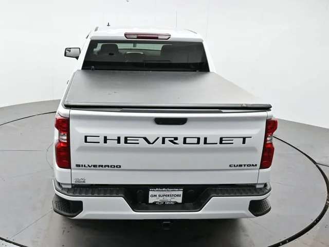 Used 2025 Summit White Chevrolet Custom image 35