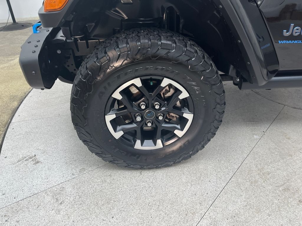 Used 2024 Black Jeep Rubicon 4xe image 9