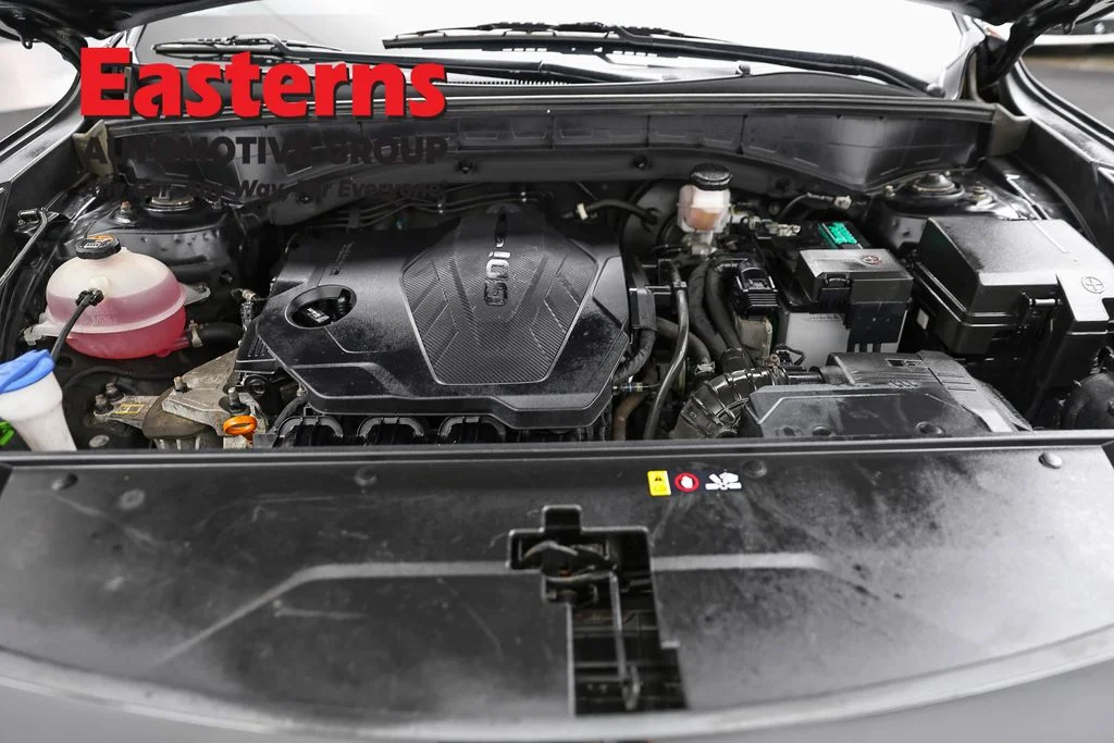 Used 2022 Black Kia S image 7