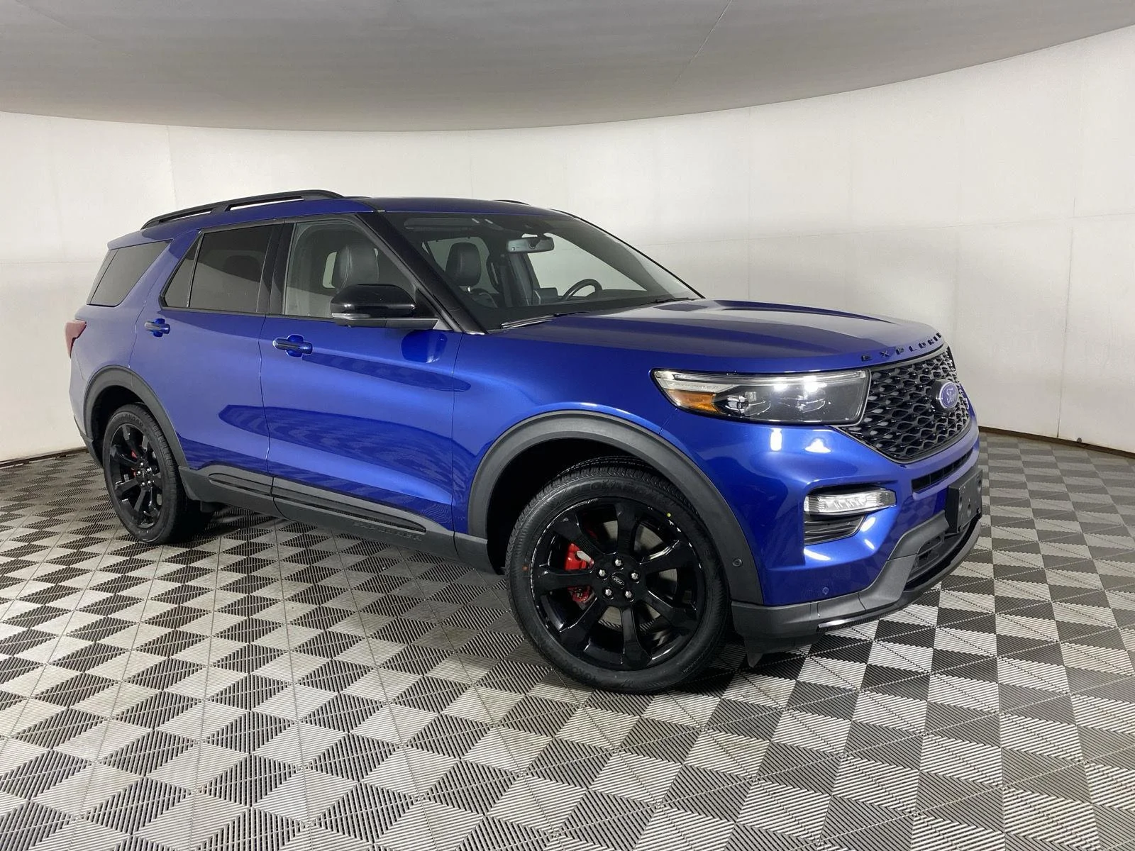 Used 2022 Atlas Blue Ford ST image 11