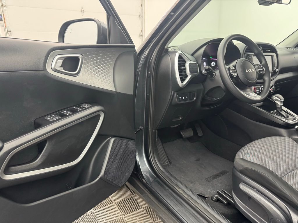 Used 2023 Gravity Gray Kia LX image 14