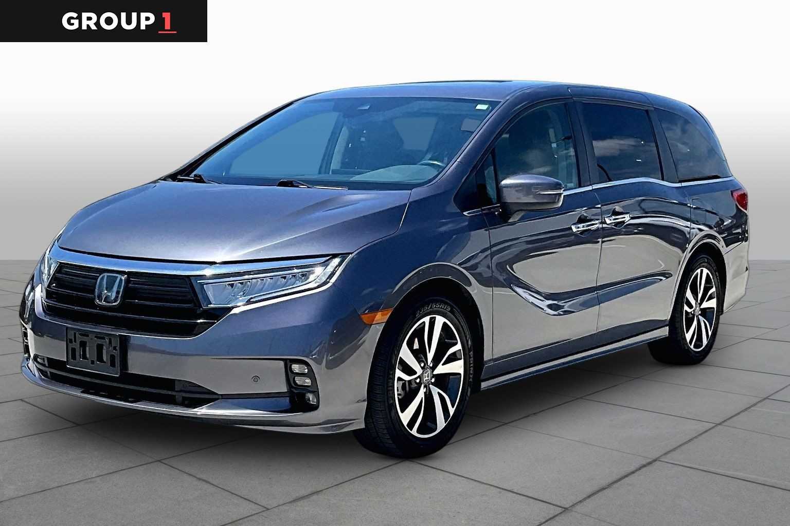 2022 Honda Odyssey Touring's photo