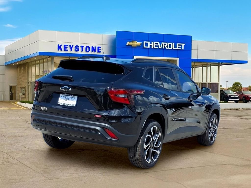 New 2026 Mosaic Black Metallic Chevrolet 2RS image 4