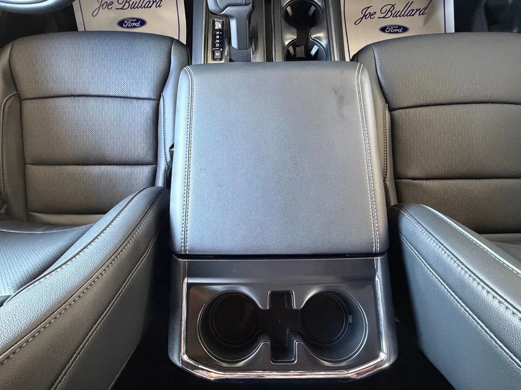New 2026 Oxford White Ford Lariat® image 27