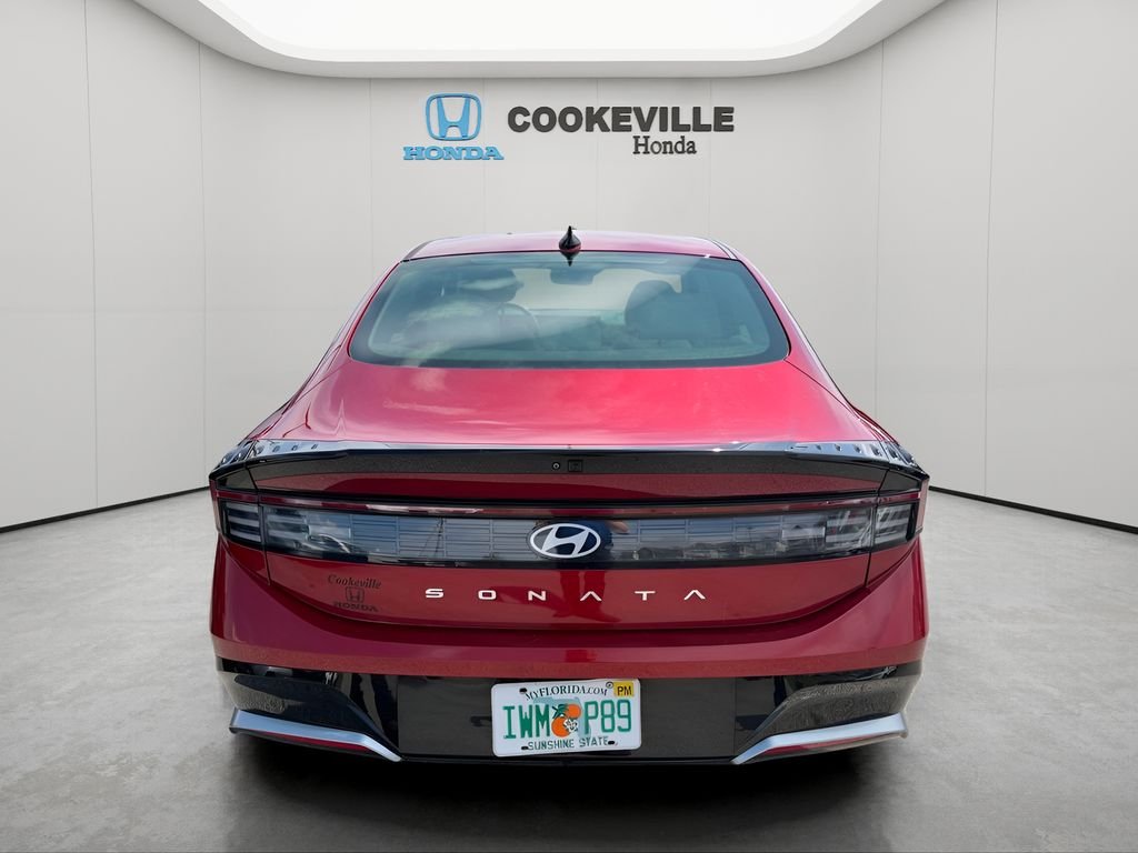Used 2025 Ultimate red Hyundai SEL image 5
