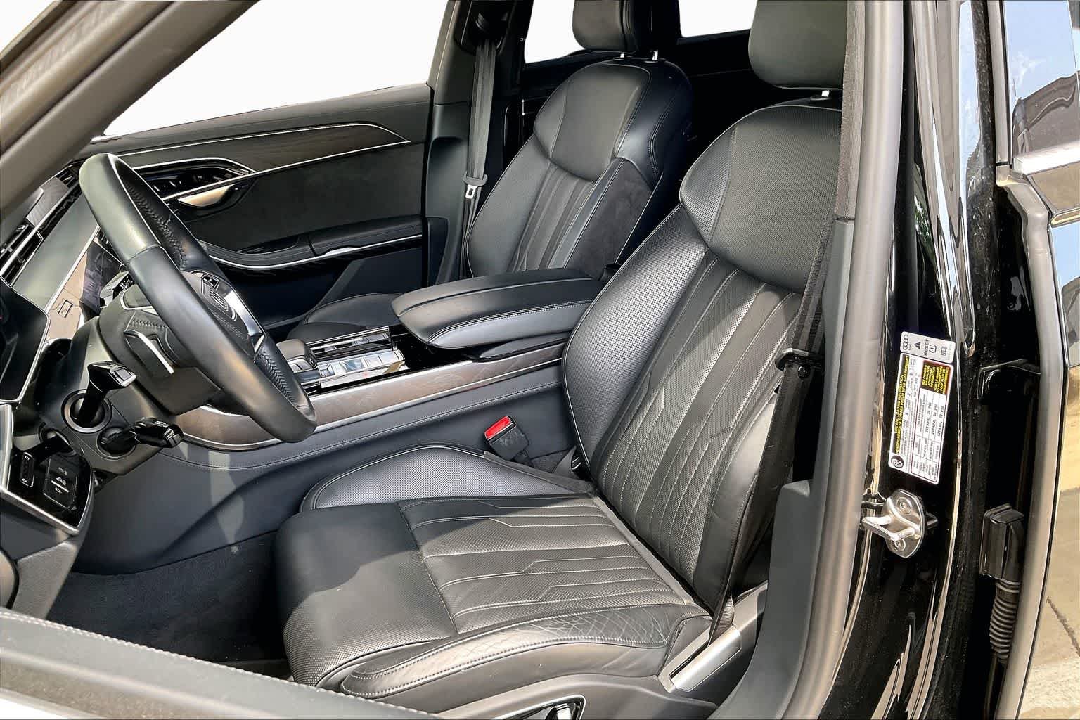 Used 2019 Mythos Black Metallic Audi  image 8