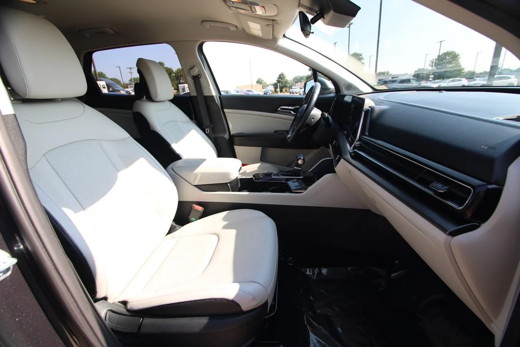 Used 2023 Gray Kia EX image 8