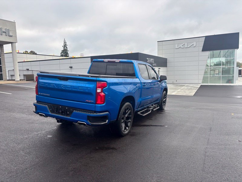 Used 2022 Blue Chevrolet RST image 8