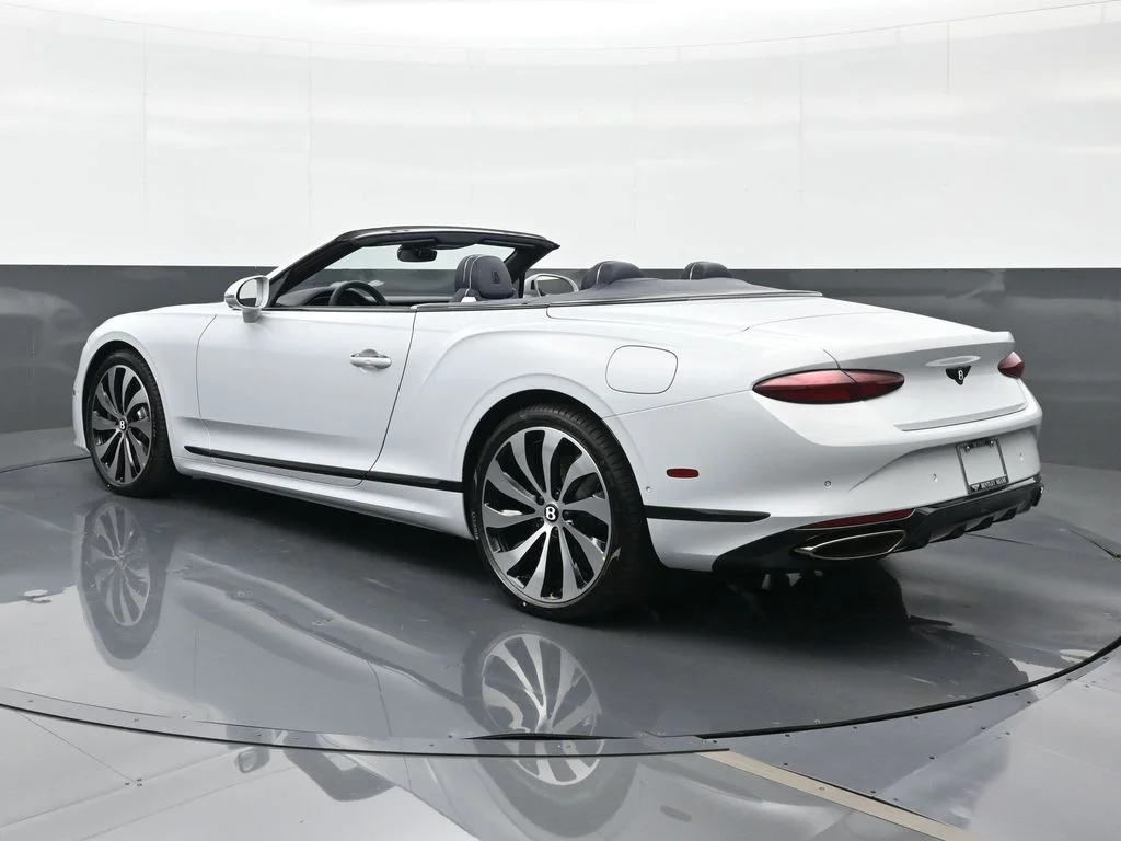 New 2026 White Bentley  image 3