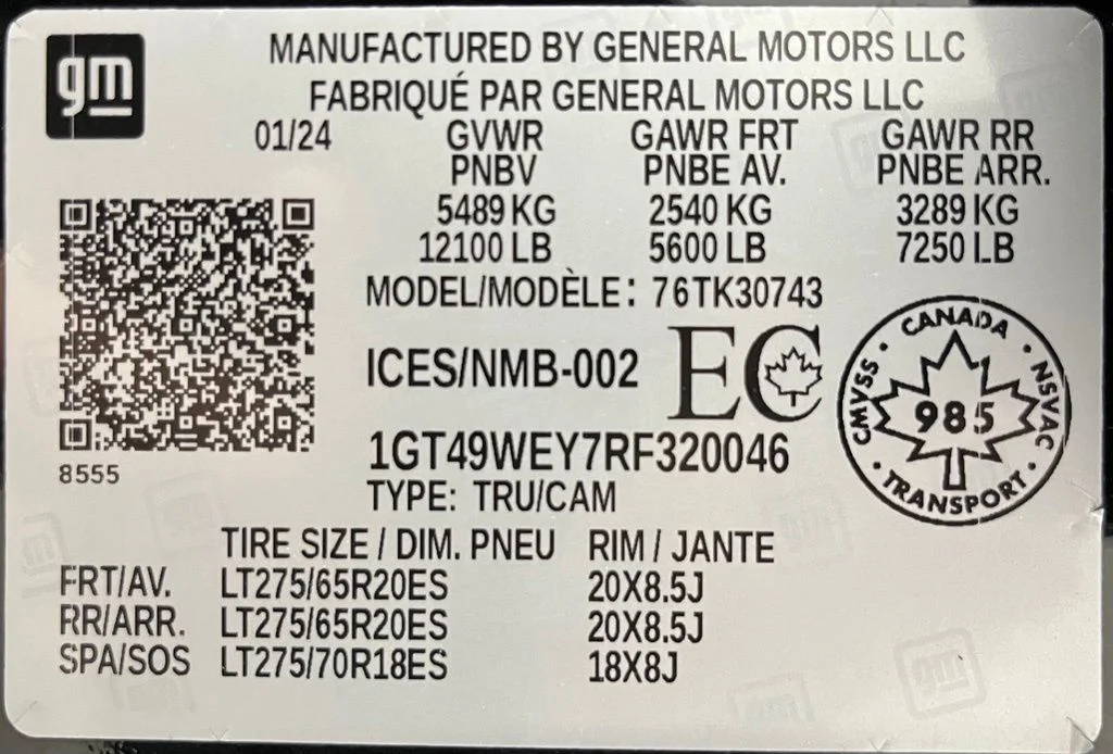 Used 2024 Black GMC Denali image 56