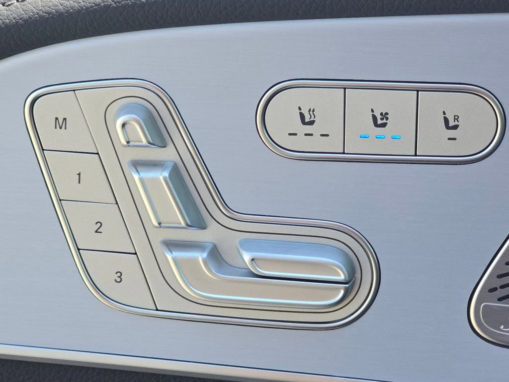 New 2026 MANUFAKTUR Alpine Grey Mercedes-Benz GLS 450 image 46