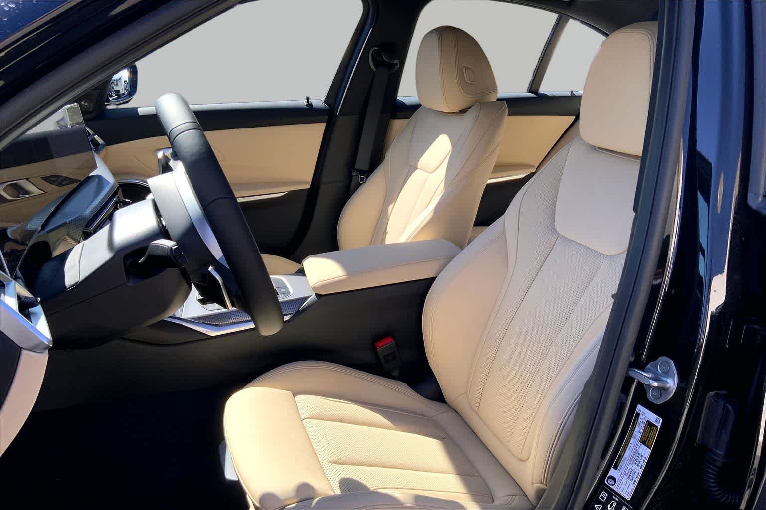 New 2026 Black Sapphire Metallic BMW 330i xDrive image 9