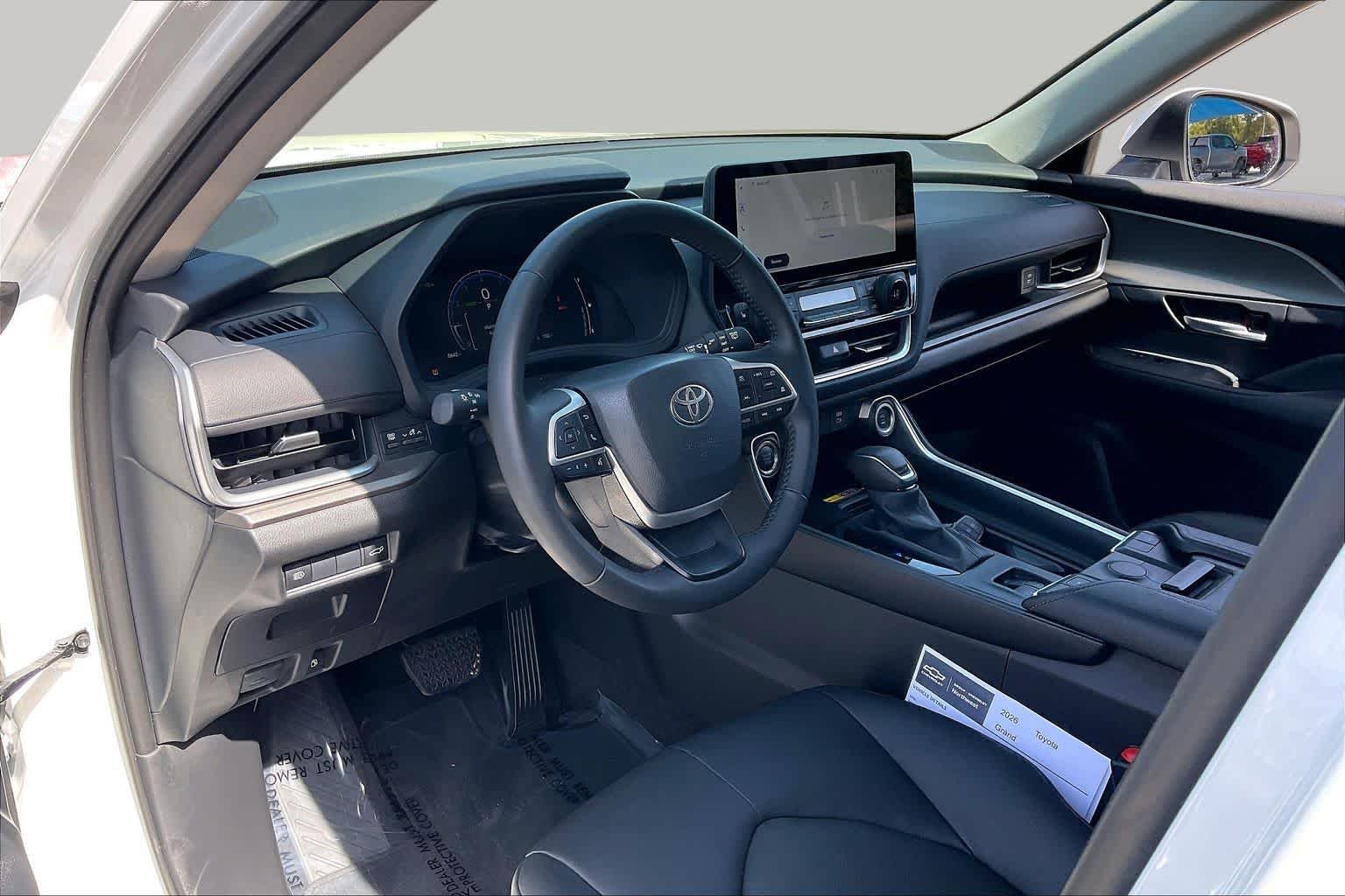 Used 2026 Wind Chill Pearl Toyota XLE image 18