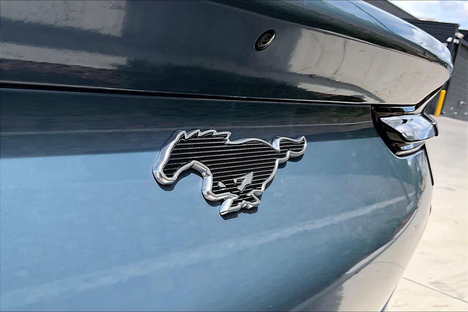 Used 2023 Vapor Blue Metallic Ford Premium image 22