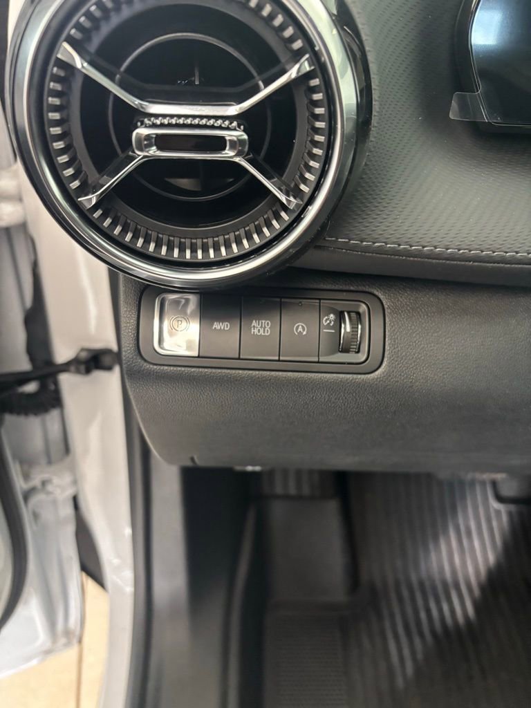 2026 Chevrolet Equinox LT - Photo 11