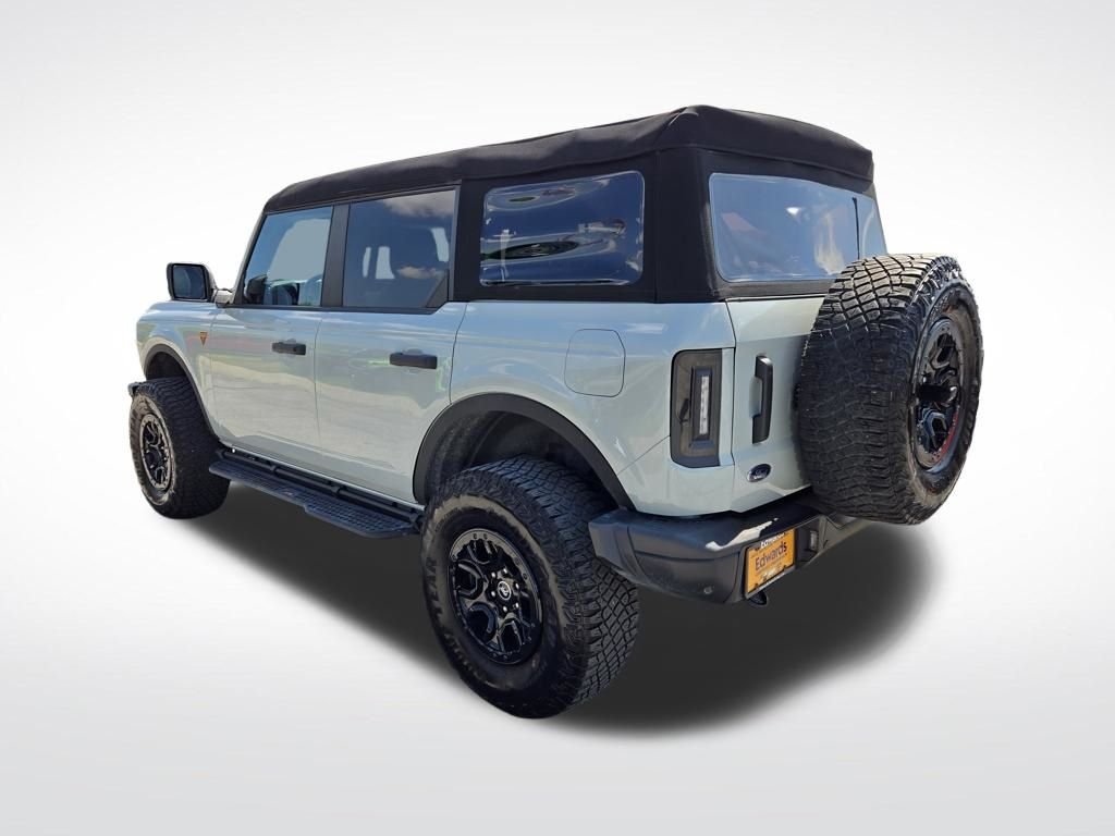 Used 2024 Green Ford Badlands image 8