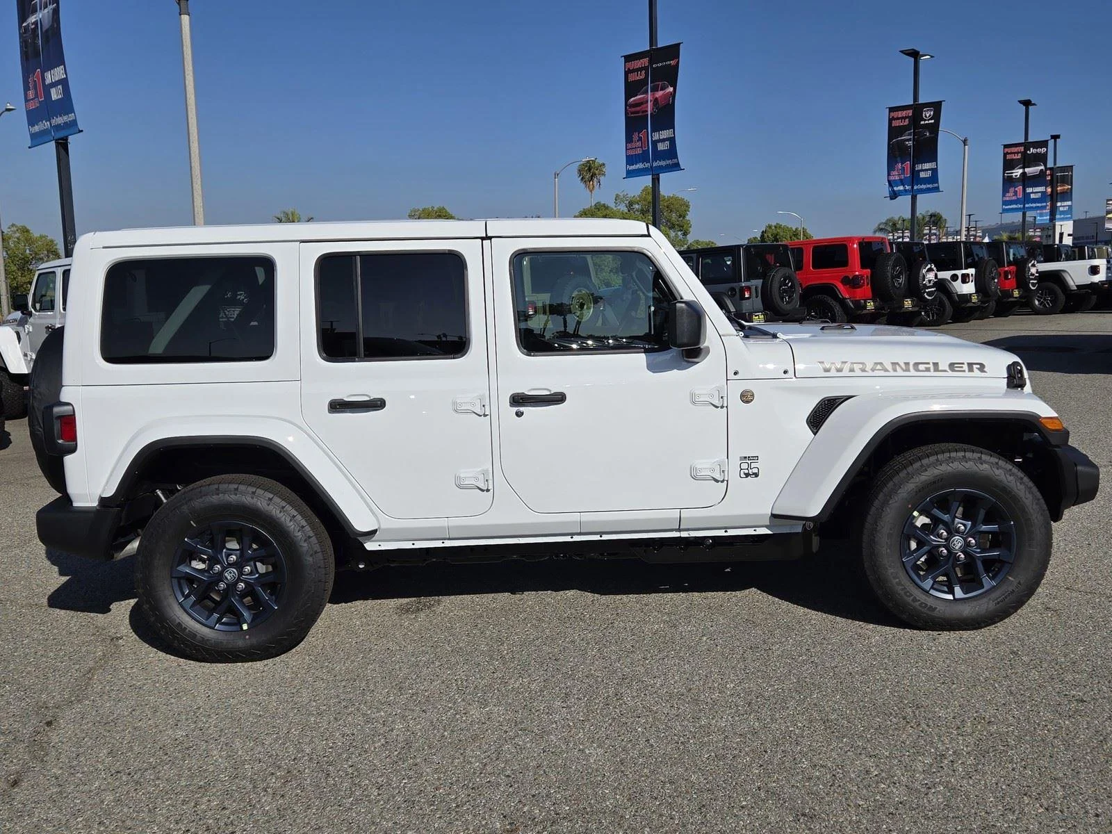New 2026 Bright White Clear-Coat Exterior Paint Jeep 85th Anniversary image 8