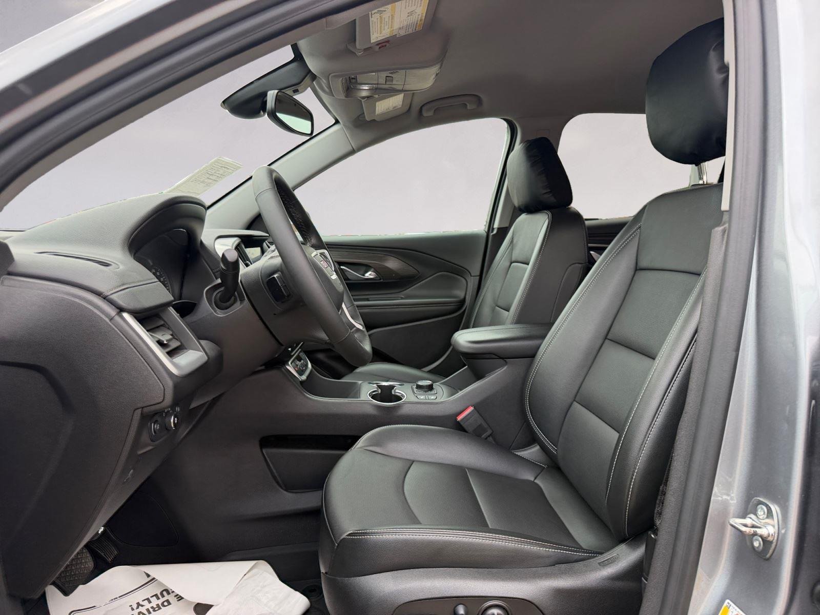 2024 GMC Terrain SLT - Photo 9