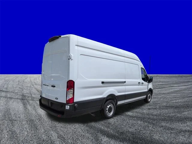 New 2026 Oxford White Ford Cargo Van image 4