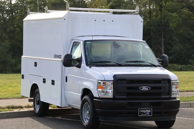 2026 Ford E-Series Cutaway Base - Photo 4