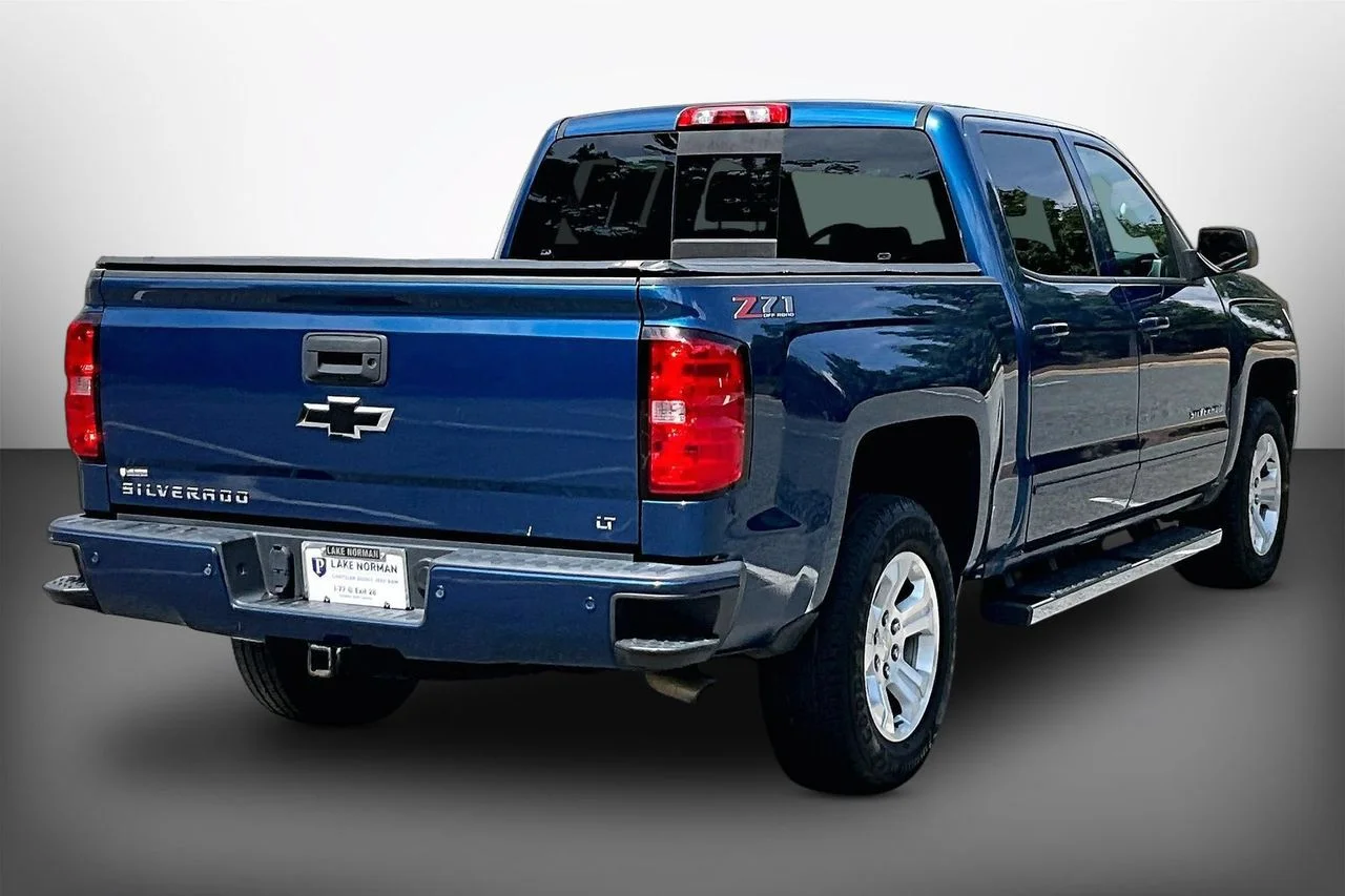 Certified Used 2018 Blue Chevrolet LT image 8