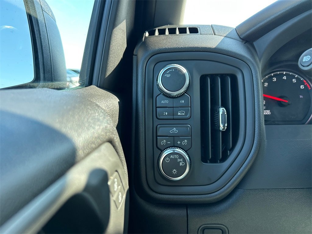 2026 GMC SIERRA - Image 18