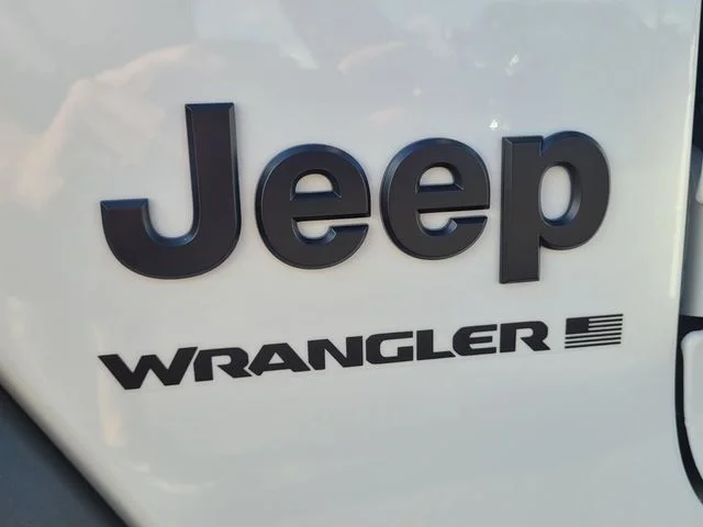 New 2026 Bright White Clear-Coat Exterior Paint Jeep Sport S image 11