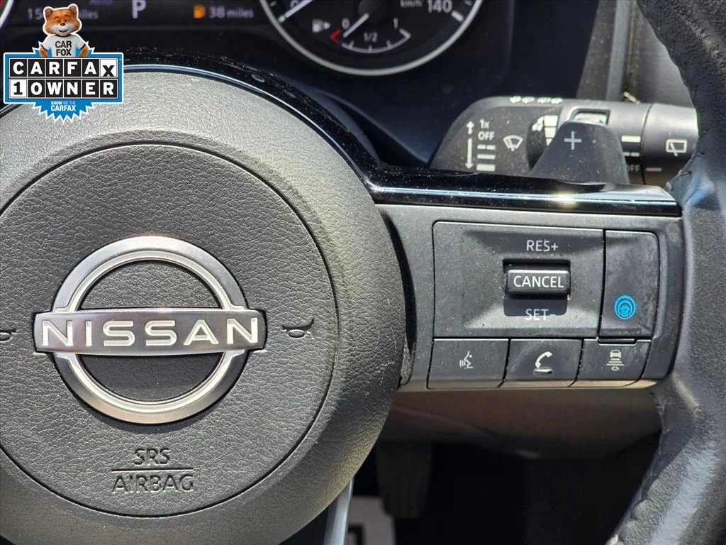 Used 2023 White Nissan SV image 17