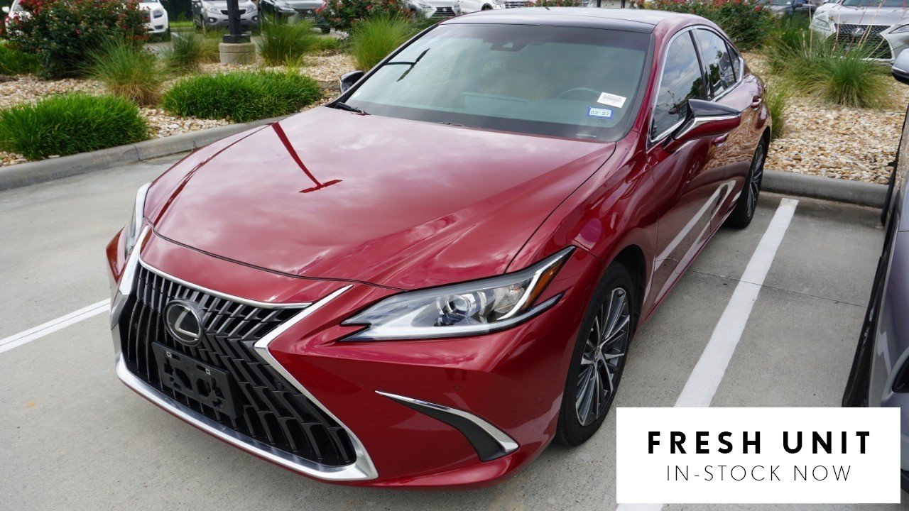 2025 Lexus ES 350 350's photo