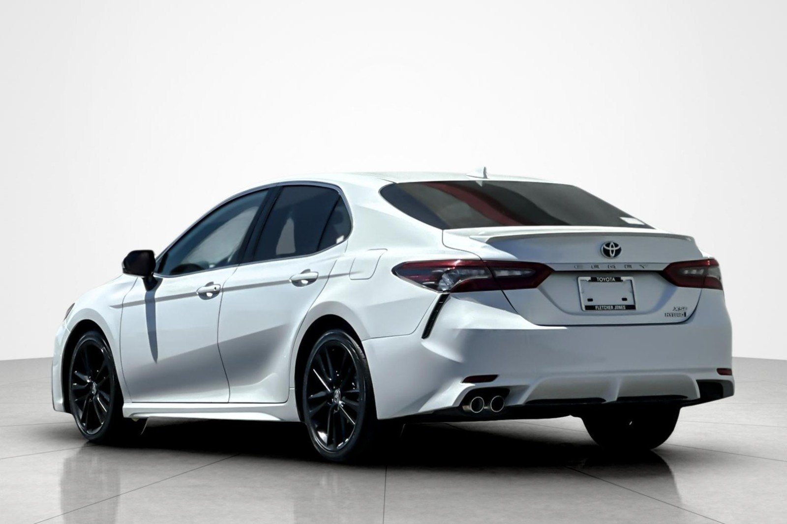 Certified Used 2023 Wind Chill Pearl Toyota Hybrid XSE image 3
