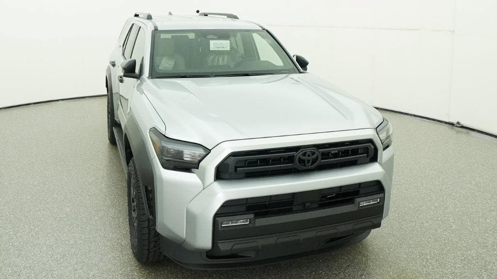 Used 2026  Toyota SR5 image 13