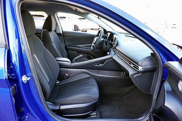 Used 2021 Blue Hyundai SEL image 10